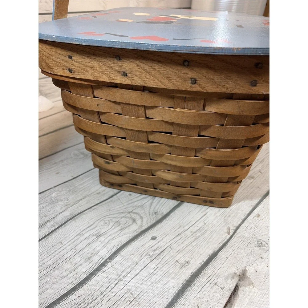VTG Hand Painted Picnic Basket Wooden  Heart Amish Farmhouse